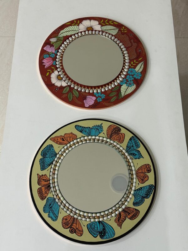 Floral Design Round Mirror - Image 2