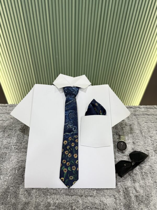 Tie and Pocket square - Image 5