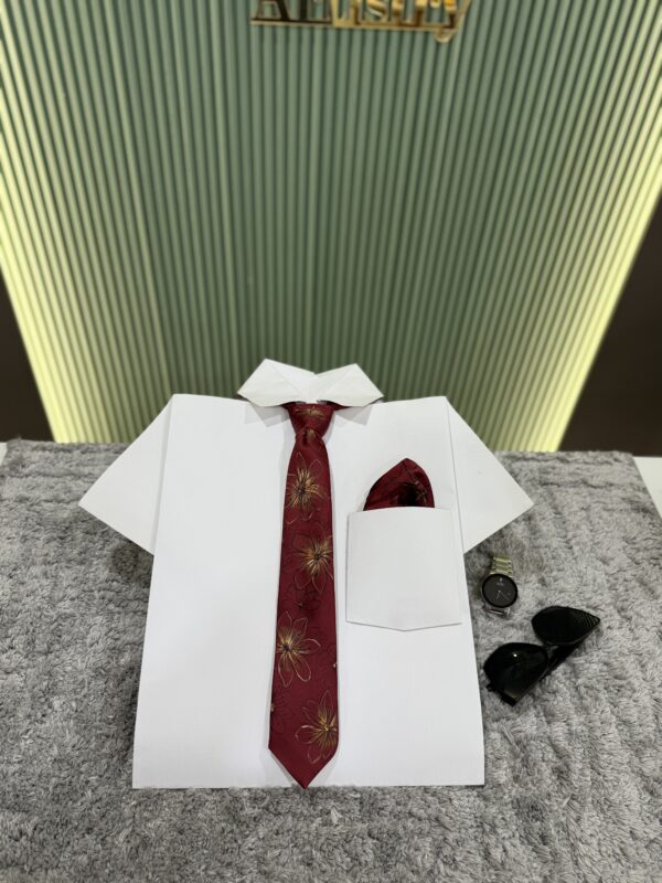 Tie and Pocket square - Image 6