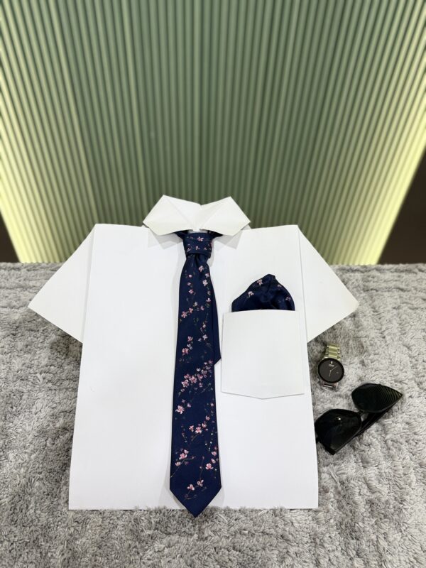 Tie and Pocket square - Image 11