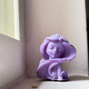 Beautiful Lady Candle